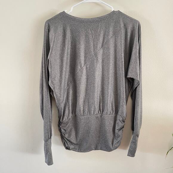 Tahari Sport Dolman Top Womens S Gray Athleisure Casual Minimalist Basic Shirt - Picture 2 of 6
